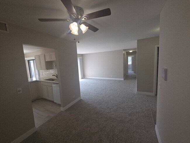 Building Photo - 299 Pembridge Ln