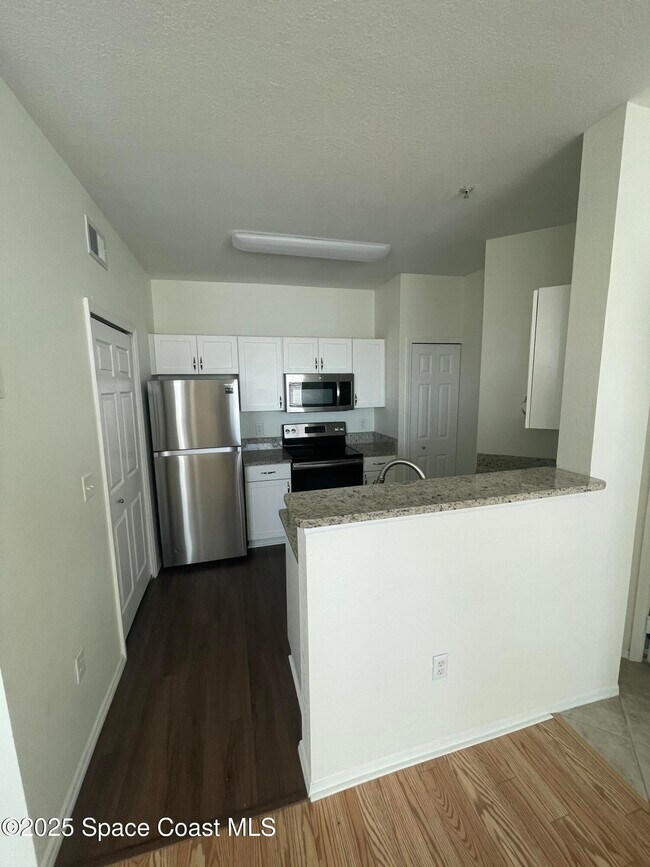 Building Photo - 5692 Star Rush Dr
