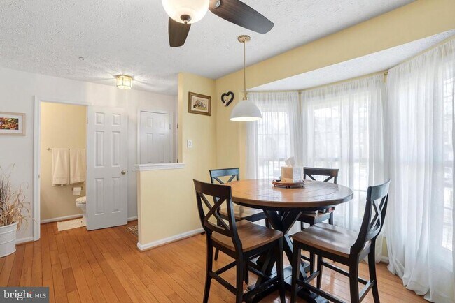 Building Photo - 8016 Brightlight Pl