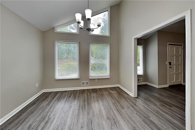 Building Photo - 1341 Rhododendron Dr NW