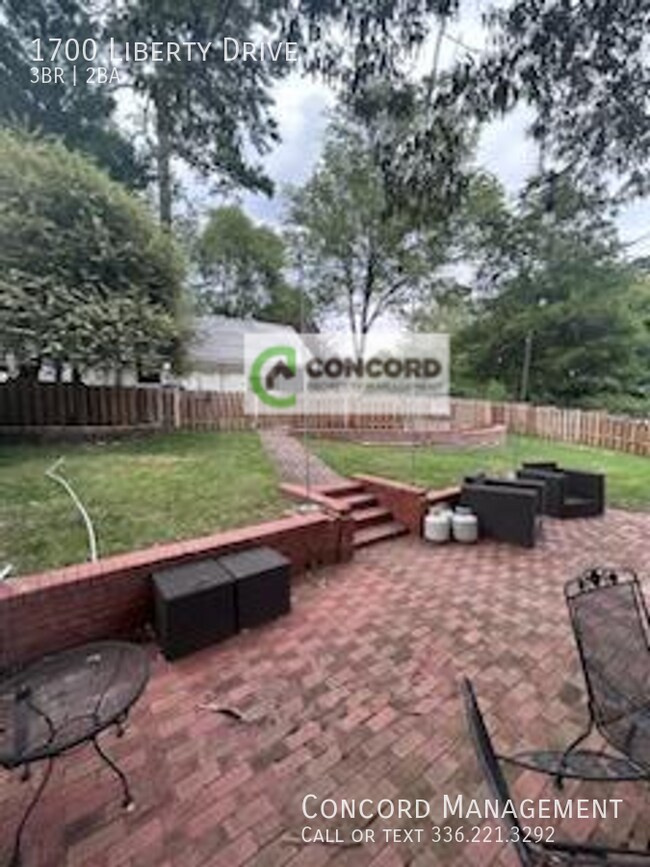 Building Photo - 1700 Liberty Dr