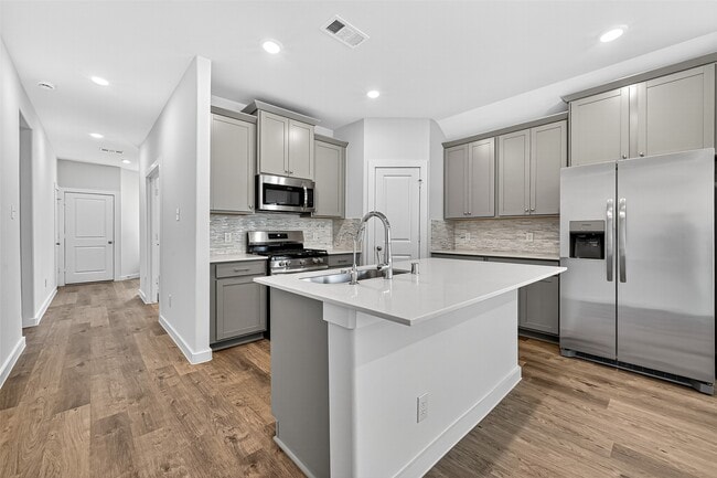 Building Photo - 31810 Autumn Spur Ln