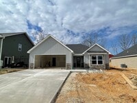 Building Photo - NEW CONSTRUCTION 3 Bed 2 Bath FOR RENT in Waynesville