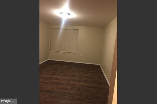 Building Photo - 18050 Chalet Dr