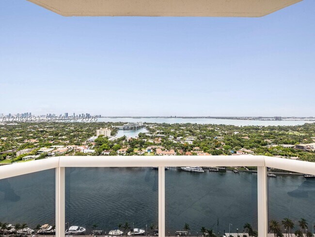 Building Photo - 4779 Collins Ave
