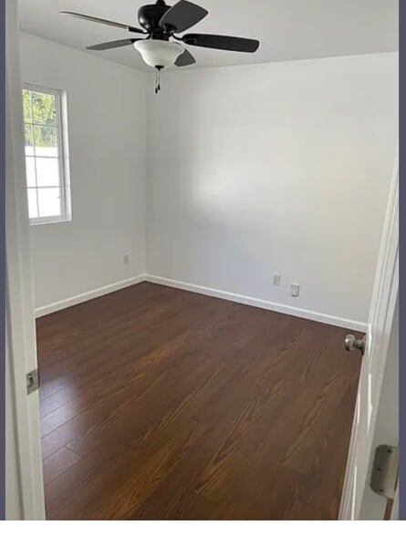 Building Photo - 1529 Mohawk St