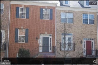 Building Photo - 511 Pelican Ave