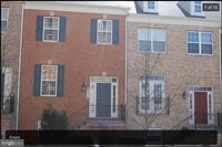 Building Photo - 511 Pelican Ave