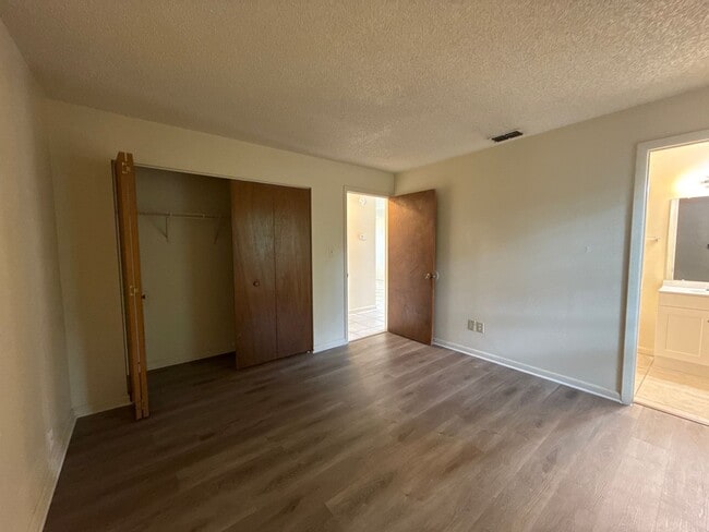 Building Photo - RPMD - 5315