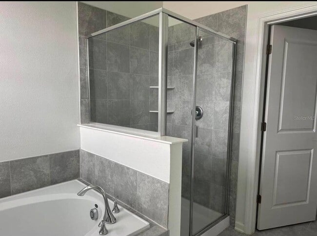 Building Photo - 265 Bogey Dr