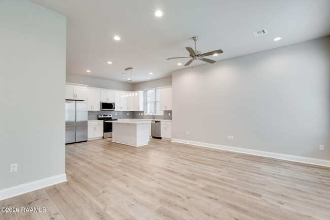 Building Photo - 118 Gadwall Dr