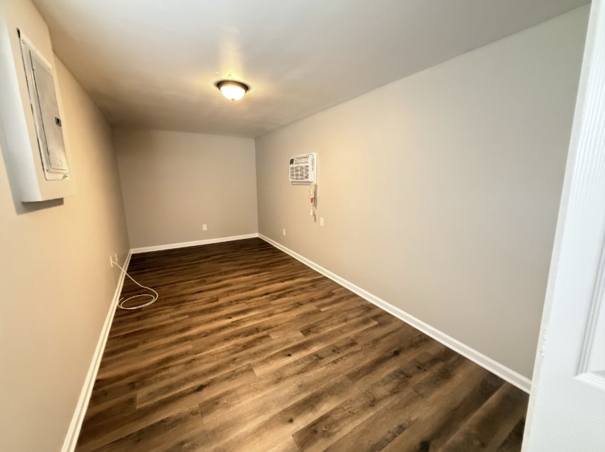 Building Photo - 3817 Peach Dr