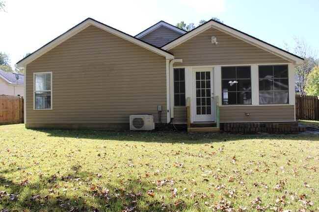 Building Photo - 312 Evening Star Dr