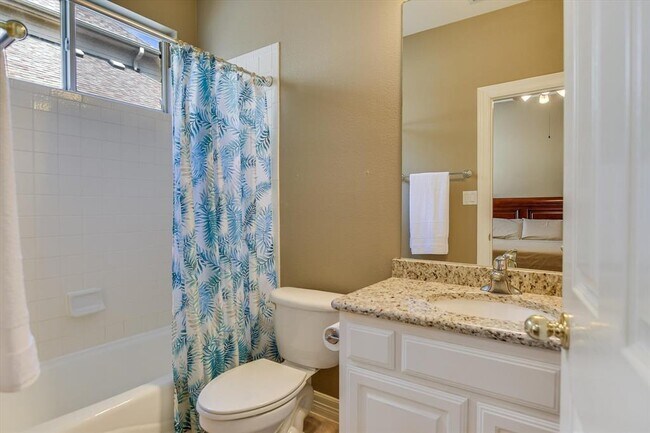 Building Photo - 2339 Berwick Dr