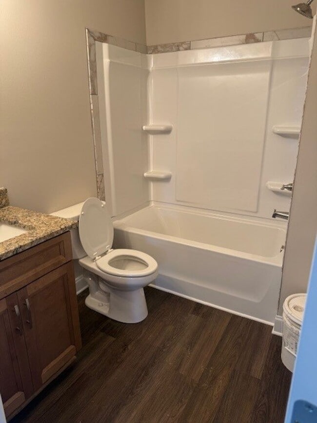 Building Photo - 4bd, 2 bath house