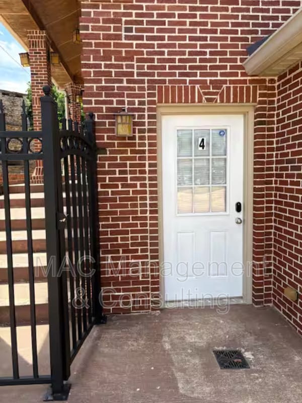 Building Photo - 335 N Peachtree Ave