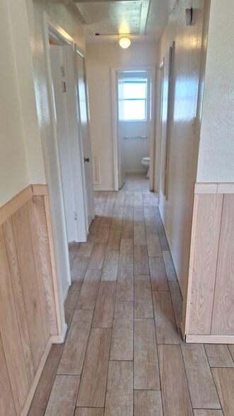 Building Photo - 1410 N Avenue R