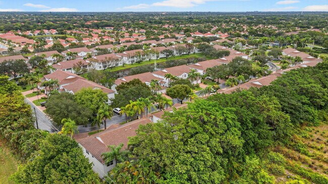 Building Photo - 7910 Laina Ln