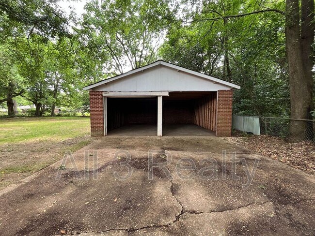 Building Photo - 1308 Federal Dr