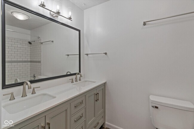 Building Photo - 519 Colbarn Ct