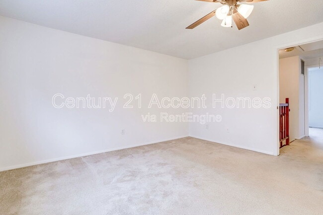 Building Photo - 5328 Larochelle Ct