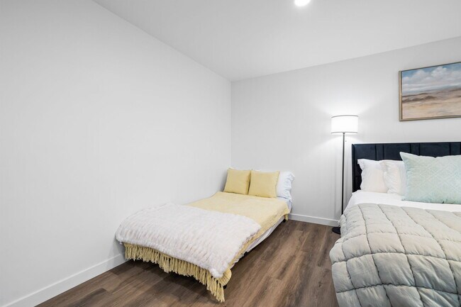 Building Photo - 1404 Lieta St