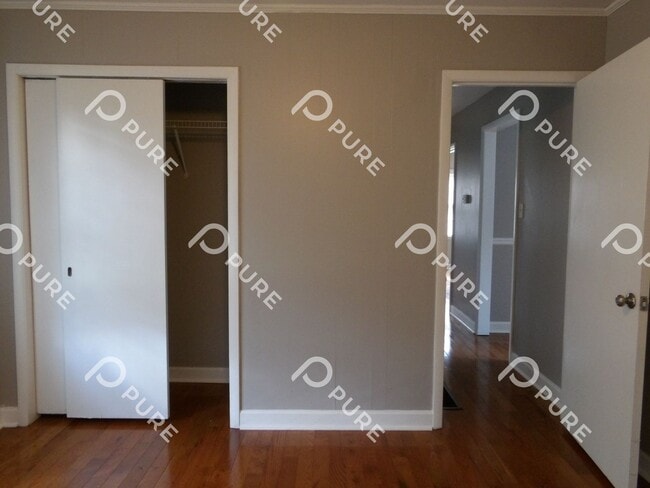 Building Photo - 2108 Linde St NW