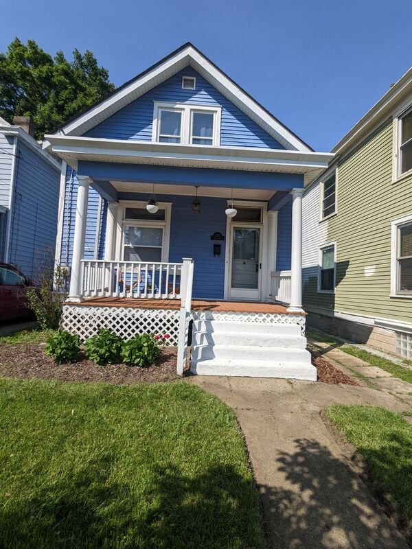 Building Photo - 3742 Kenilworth Pl