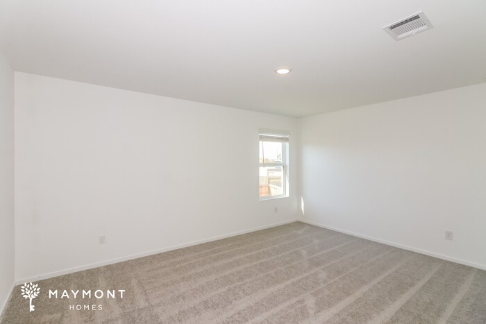 Building Photo - 3053 Fantasy Ter Dr