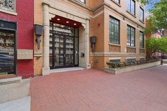 Building Photo - 809 6th St NW