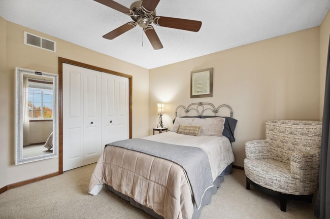 Building Photo - 18422 Lafayette Way