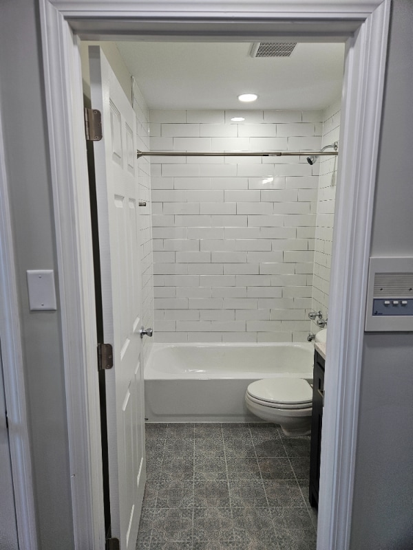 Building Photo - 135 E 103rd St