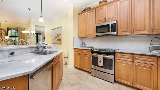Building Photo - 9066 Albion Ln N