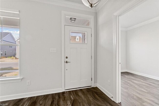 Building Photo - 2259 Sanibel Ln