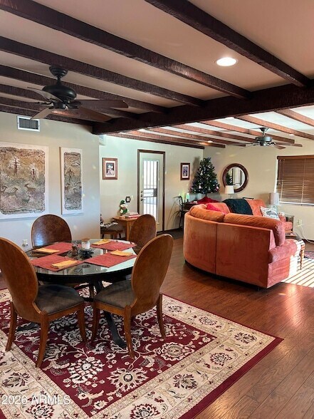 Building Photo - 1172 W Mountain View