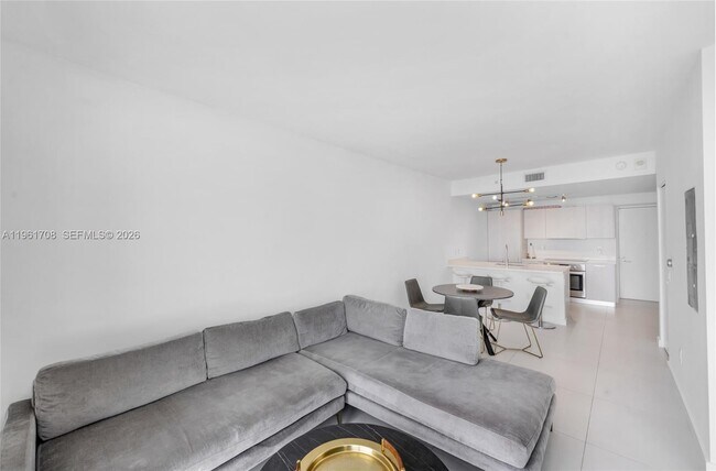 Building Photo - 501 NE 31st St