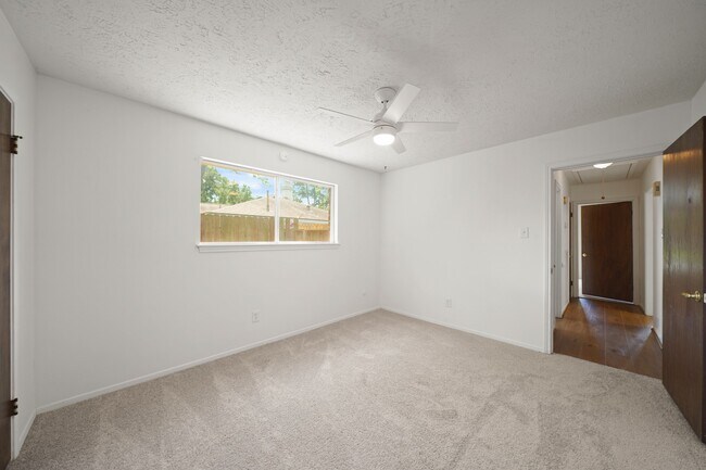 Building Photo - 2531 Anzalone Dr