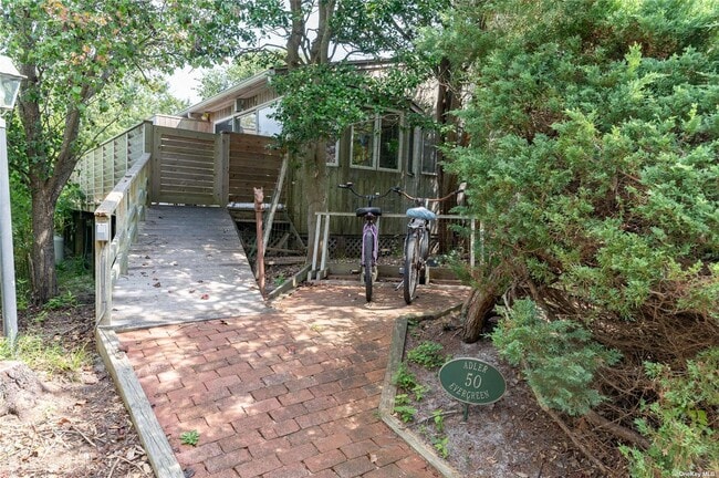 Building Photo - 50 Evergreen Ave