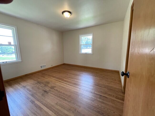 Corner bedroom #2 - 1208 E 30th St