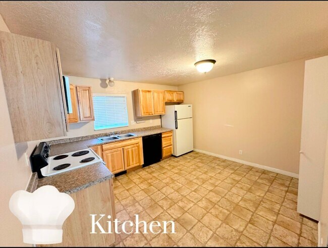 Building Photo - CS-108 W 250 S