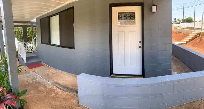 Building Photo - 4566 Sierra Dr
