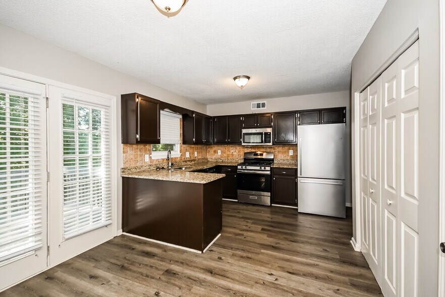 Building Photo - 4847 Wilkie Way NW