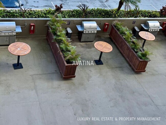 Building Photo - 1212 Punahou St