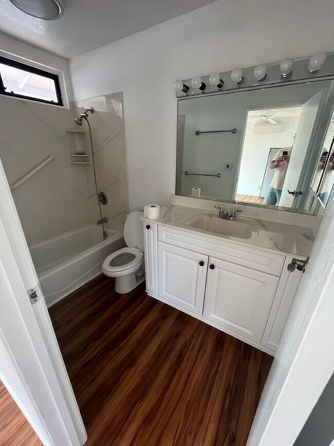 Building Photo - PET FRIENDLY and upgraded spacious home at the top of Makakilo.