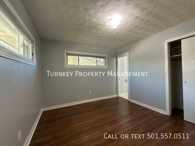 Building Photo - 708 N Charles St