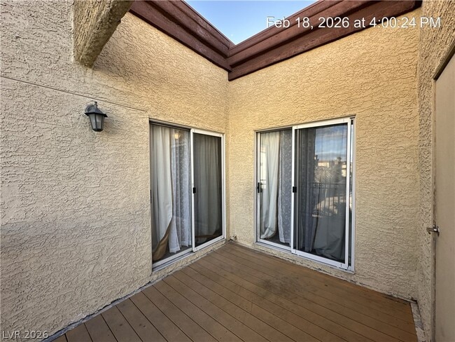 Building Photo - 2801 N Rainbow Blvd