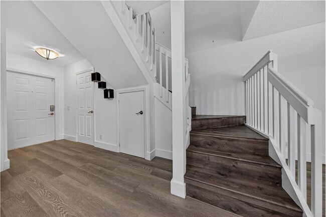 Building Photo - 744 NW 42nd Pl