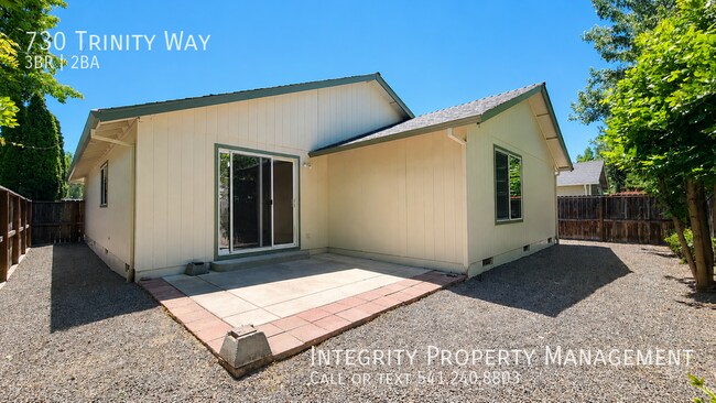 Building Photo - 730 Trinity Way
