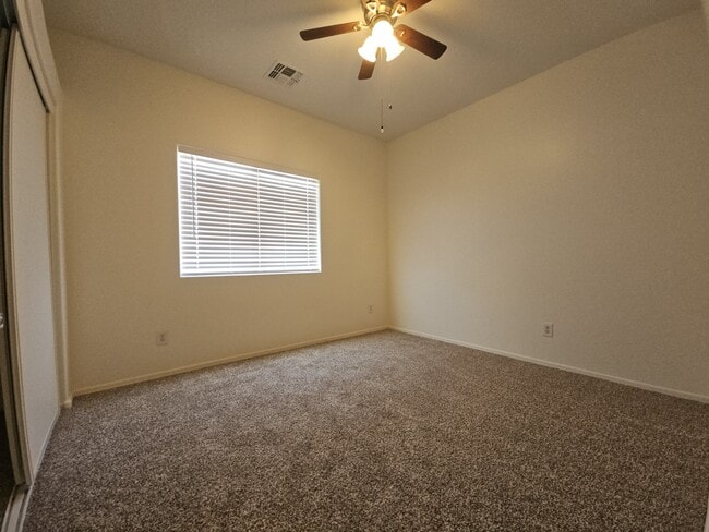 Building Photo - 2300 E Magma Rd