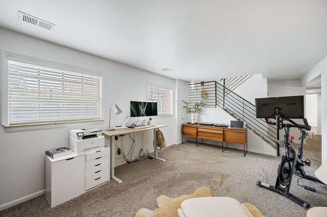 Building Photo - Mostly Updated 5BD, 3BA Littleton Home with 2-Car Garage